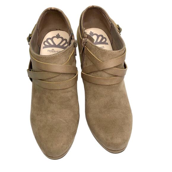 Fergalicious by Fergie Crissy Gray Strappy Ankle Bootie 7.5 M - Picture 2 of 11